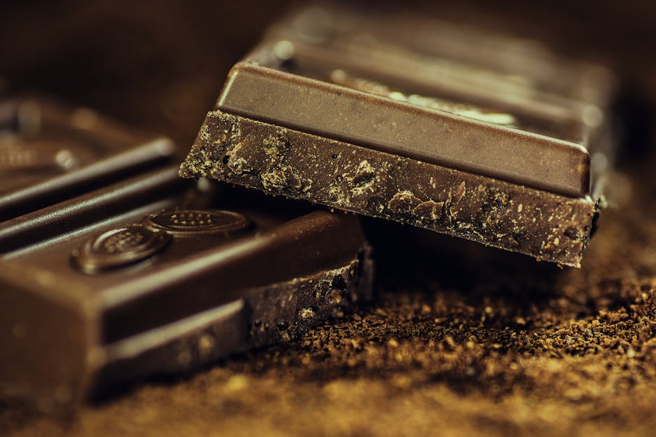 Dark chocolate bars - copper-rich food from cocoa solids