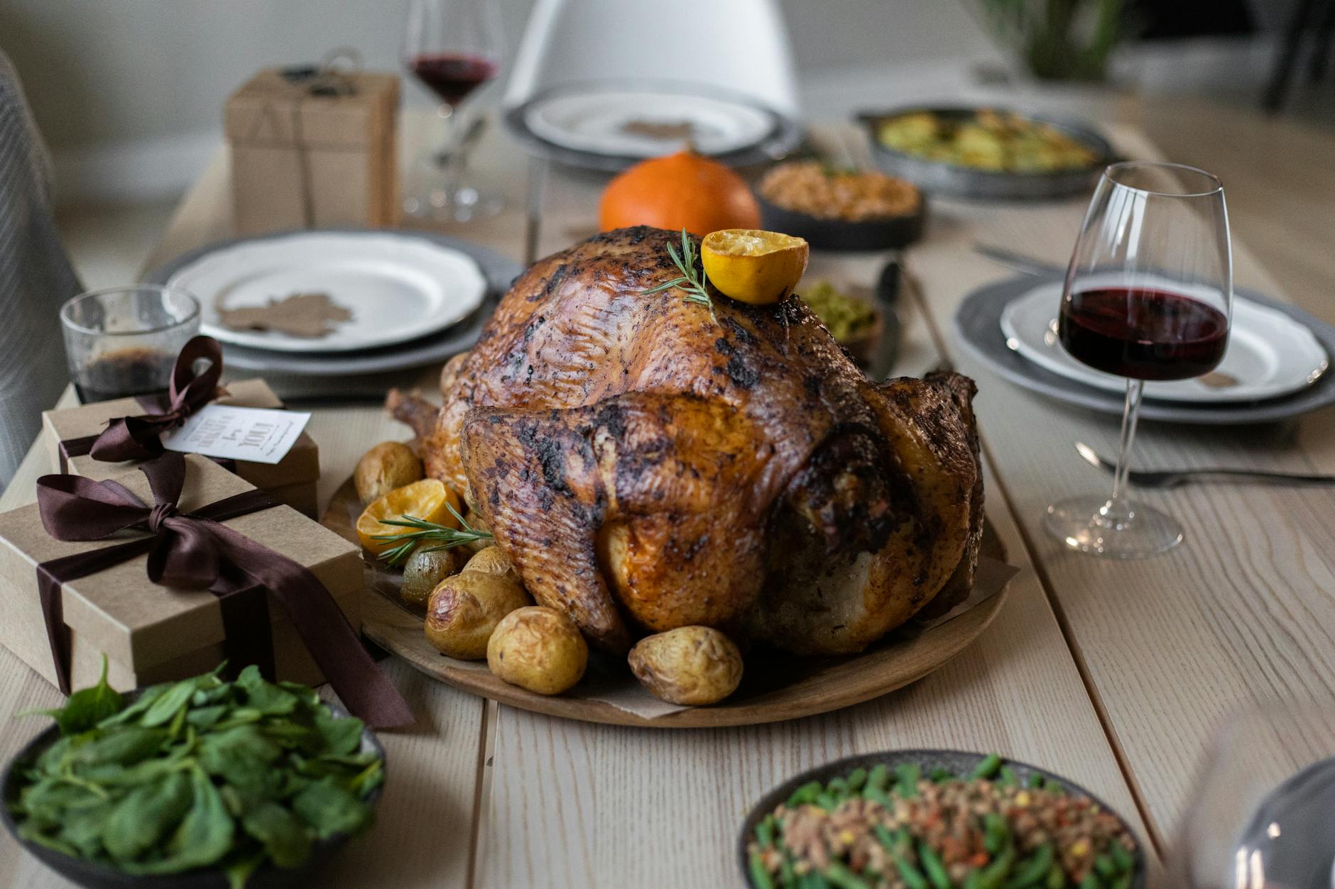 Tryptophan-Rich Foods: USDA FoodData Central Sources of the Serotonin Precursor (2026)
